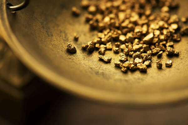 Precious Metals Forecast: Natixis rewarded