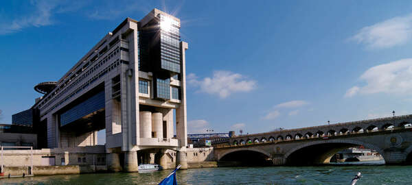 France innovates with first inflation-linked green bond